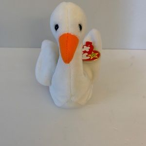 VTG Ty Beanie Babies Gracie the Swan DOB 8-17-96